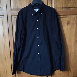 Men's Black Button-Up Shirt